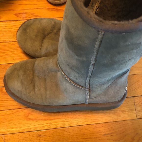 Gray Ugg Boots - Picture 2 of 6